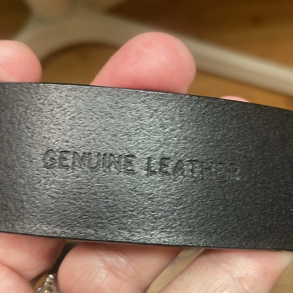 Kenneth Cole Black Genuine Leather Belt SN K1467 Size Medium